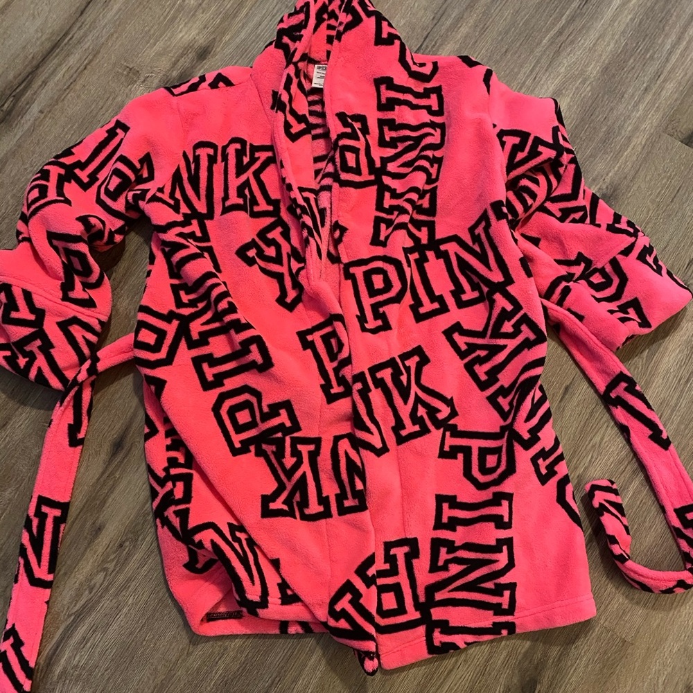 PINK/VS BATHROBE